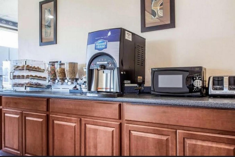 Super 8 by Wyndham Battleboro/Rocky Mount