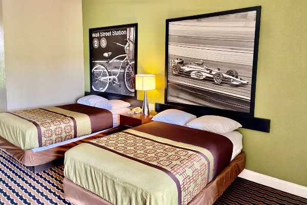 Super 8 by Wyndham Battleboro/Rocky Mount image 1